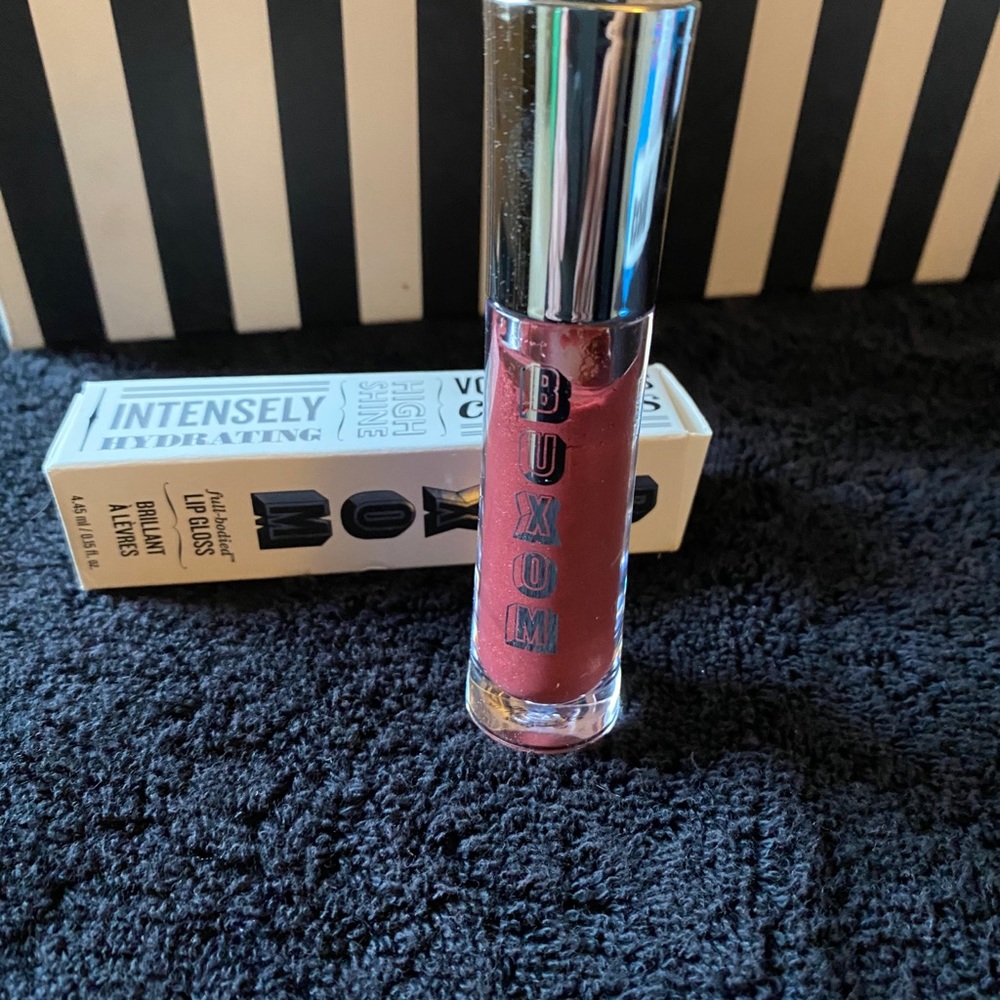 Buxom lip gloss in She-bang